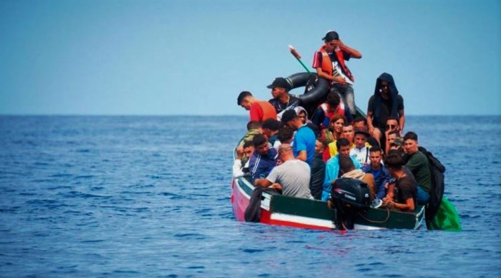 Des sans-papiers Algériens en Espagne paient des milliers d’euros pour rentrer au pays