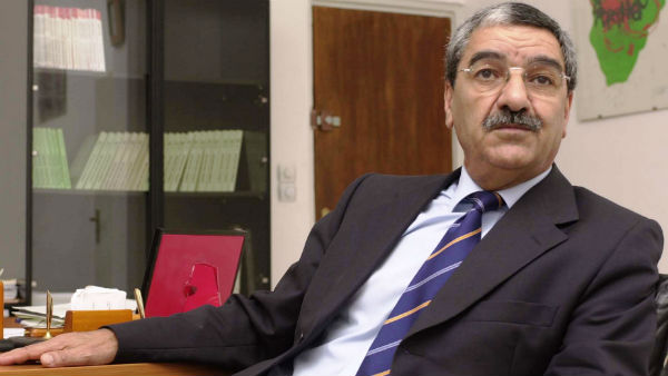 Said Sadi qualifie la révision de la constitution de « pack de survie du régime »