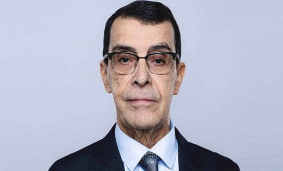 Tribunal Sidi Mhamed : le procès du général Benhadid renvoyé