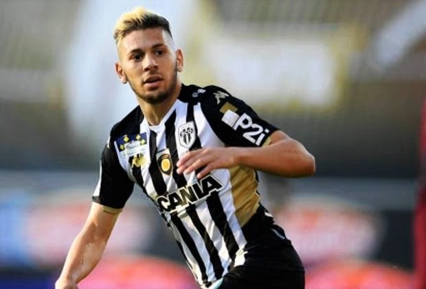 Un joueur algérien arrêté en France pour « exhibitionnisme sexuel »