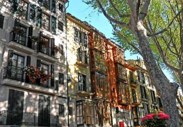 « Près de 7000 Algériens disposent d’habitations de manière illicite en Espagne », Lyes Saadi