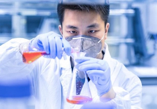 Un laboratoire chinois affirme pouvoir guérir le Covid-19 « sans vaccin »