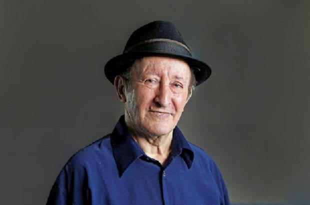 Tebboune présente ses condoléances suite au décès d’Idir