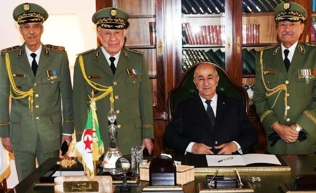 Tebboune s&rsquo;en prend aux « lobbies ciblant l’armée par des campagnes désespérées »