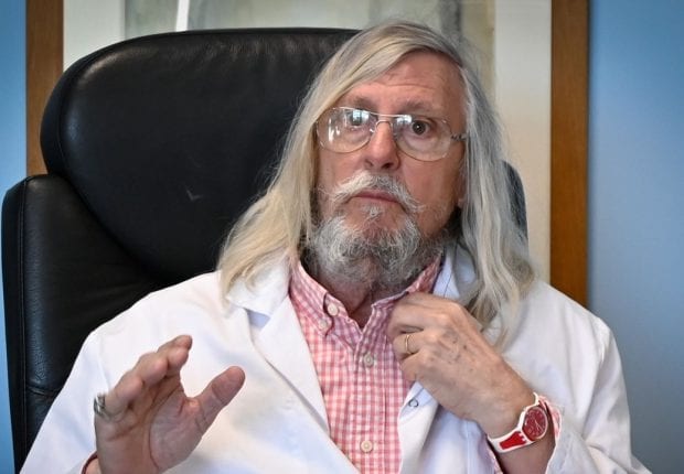 Dédier Raoult : « la bouffée de l’épidémie est derrière nous »