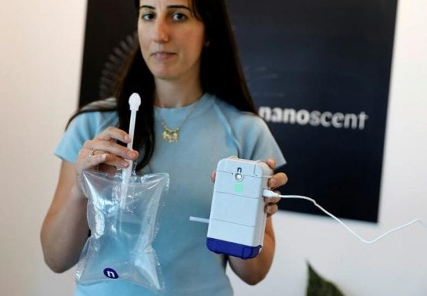 Coronavirus : Un test olfactif qui détecte une contamination au virus en 30 secondes