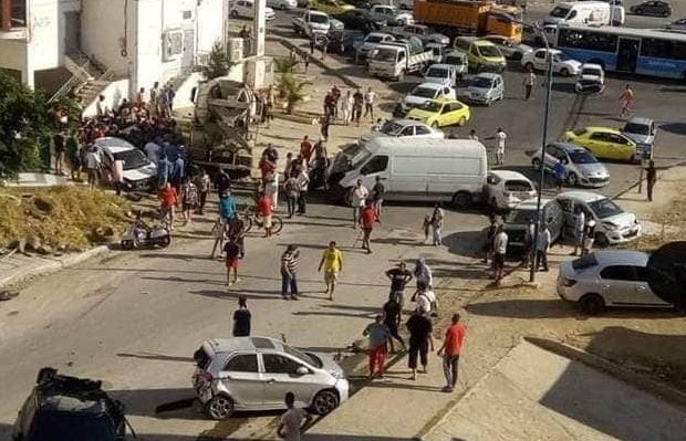Un camion perd ses freins et fonce sur des passants à Annaba, plusieurs blessés et un mort