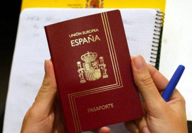 Espagne : Plus de 100 algériens naturalisés en 2019