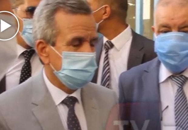 Coronavirus El Oued : Un médecin fond en larmes devant Benbouzid (Vidéo)