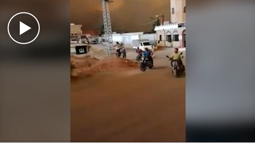 Sétif : Les habitants d’un village contraints de fuir les flammes (vidéo)