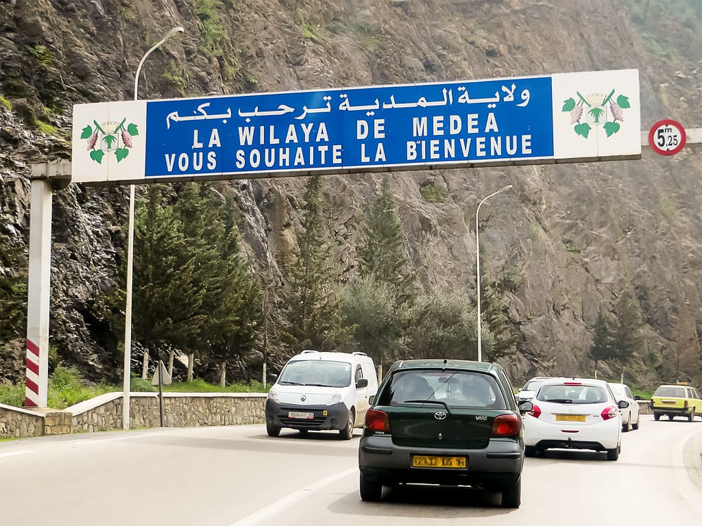Médéa : Un accident de la route fait 9 policiers blessés et un mort