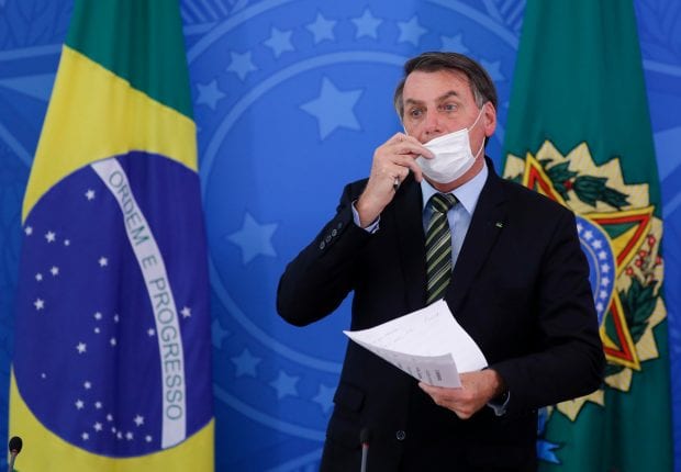 Le président brésilien Jair Bolsonaro testé positif au Covid-19
