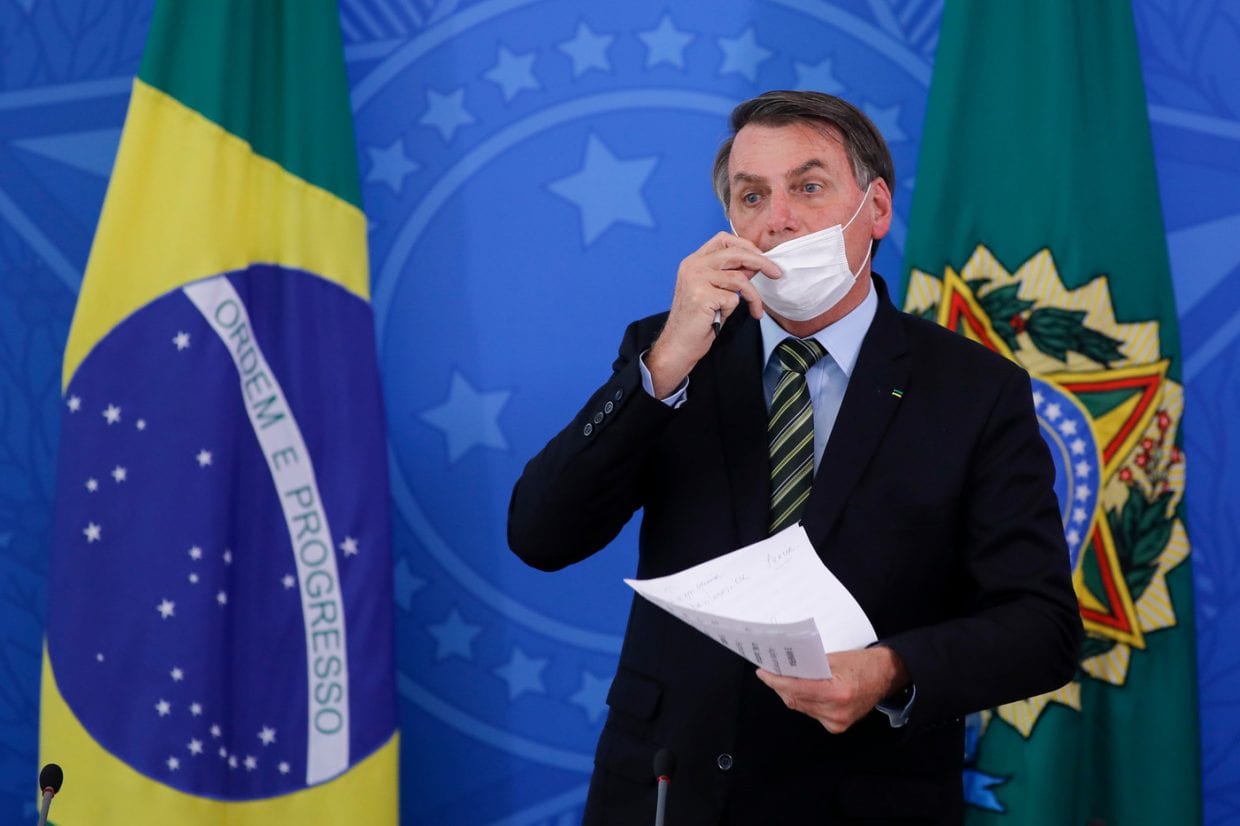 Le président brésilien Jair Bolsonaro testé positif au Covid-19