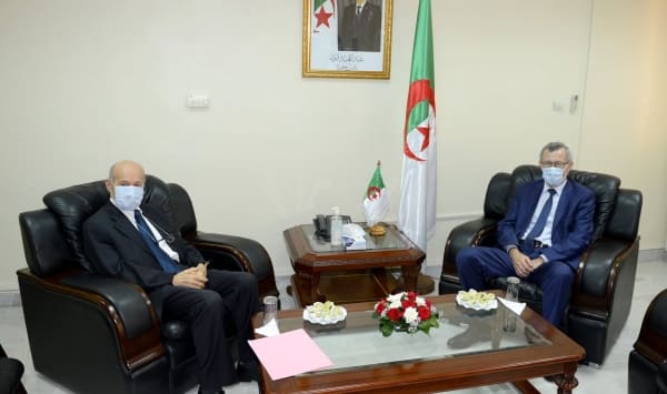 Le Pdg du Groupe Cevital Issad Rebrab reçu par Ammar Belhimer