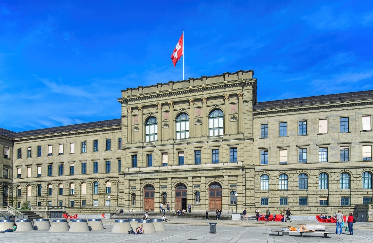 L’incroyable histoire d’un sans-papiers Algérien en Suisse