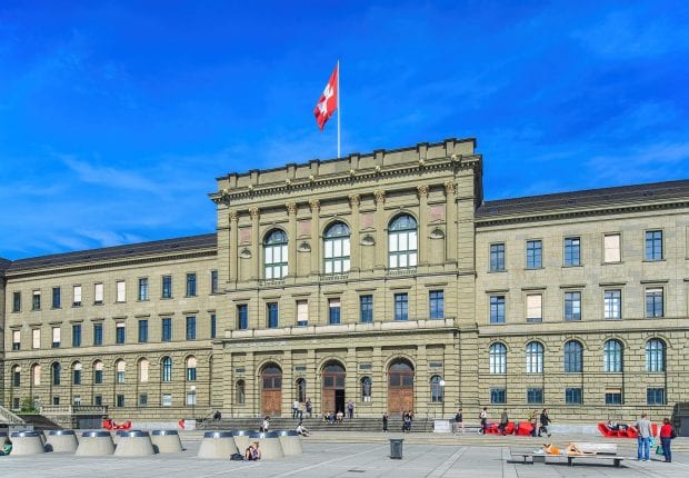 L&rsquo;incroyable histoire d&rsquo;un sans-papiers Algérien en Suisse