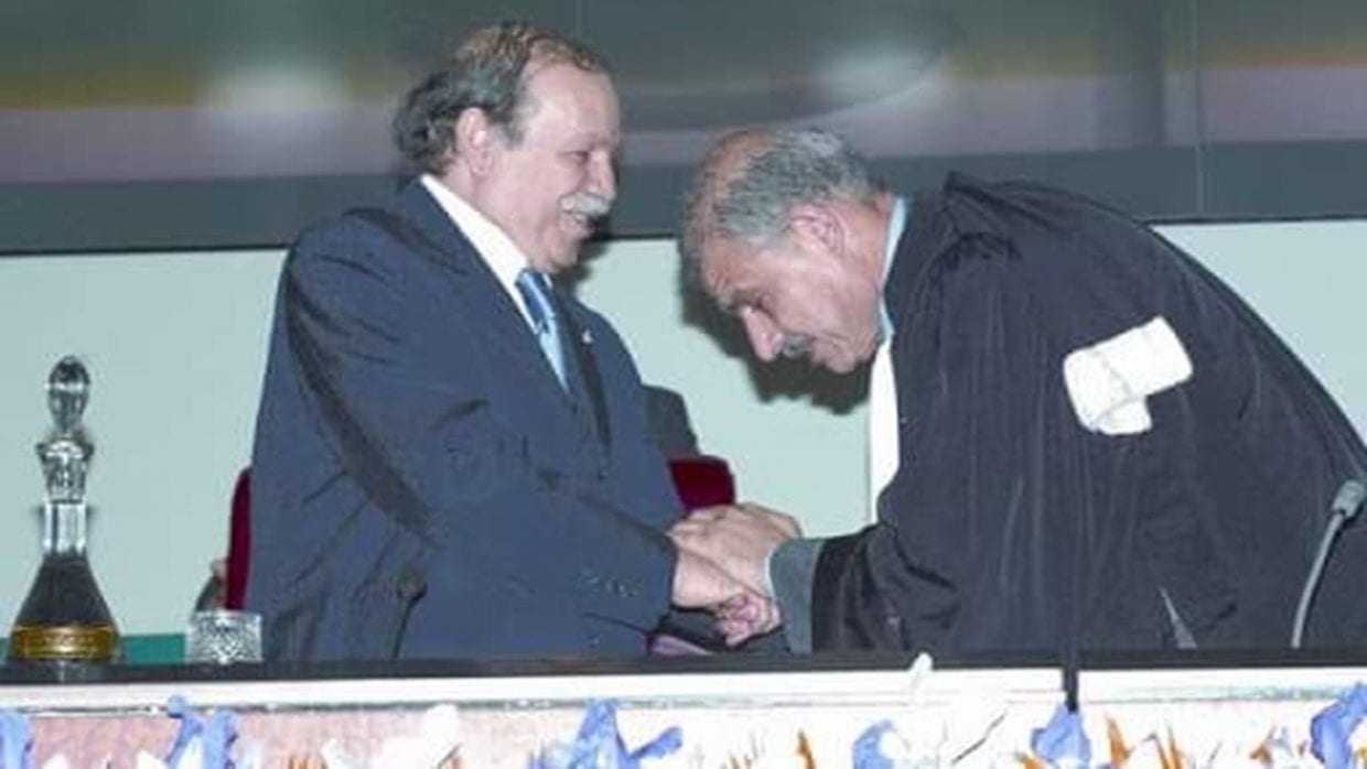 Le bâtonnier d’Alger fait l’éloge de Bouteflika et se dit contre son jugement