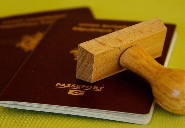 Nationalité française : Un couple franco-algérien dénonce « une aberration »