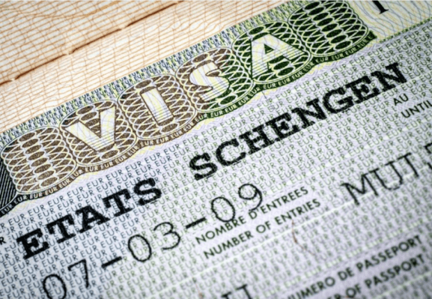 Les ressortissants Algériens interdits d&rsquo;accès en Suisse