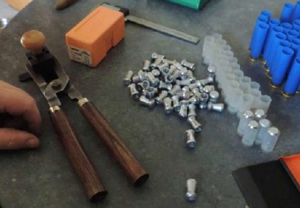 Tébessa : Un trentenaire arrêté pour fabrication clandestine de cartouches pour fusils de chasse