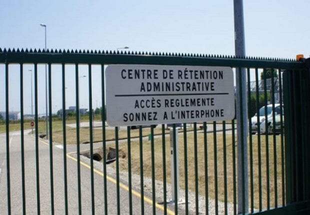 France : Des milliers de sans-papiers Algériens détenus dans les centres de rétention administrative