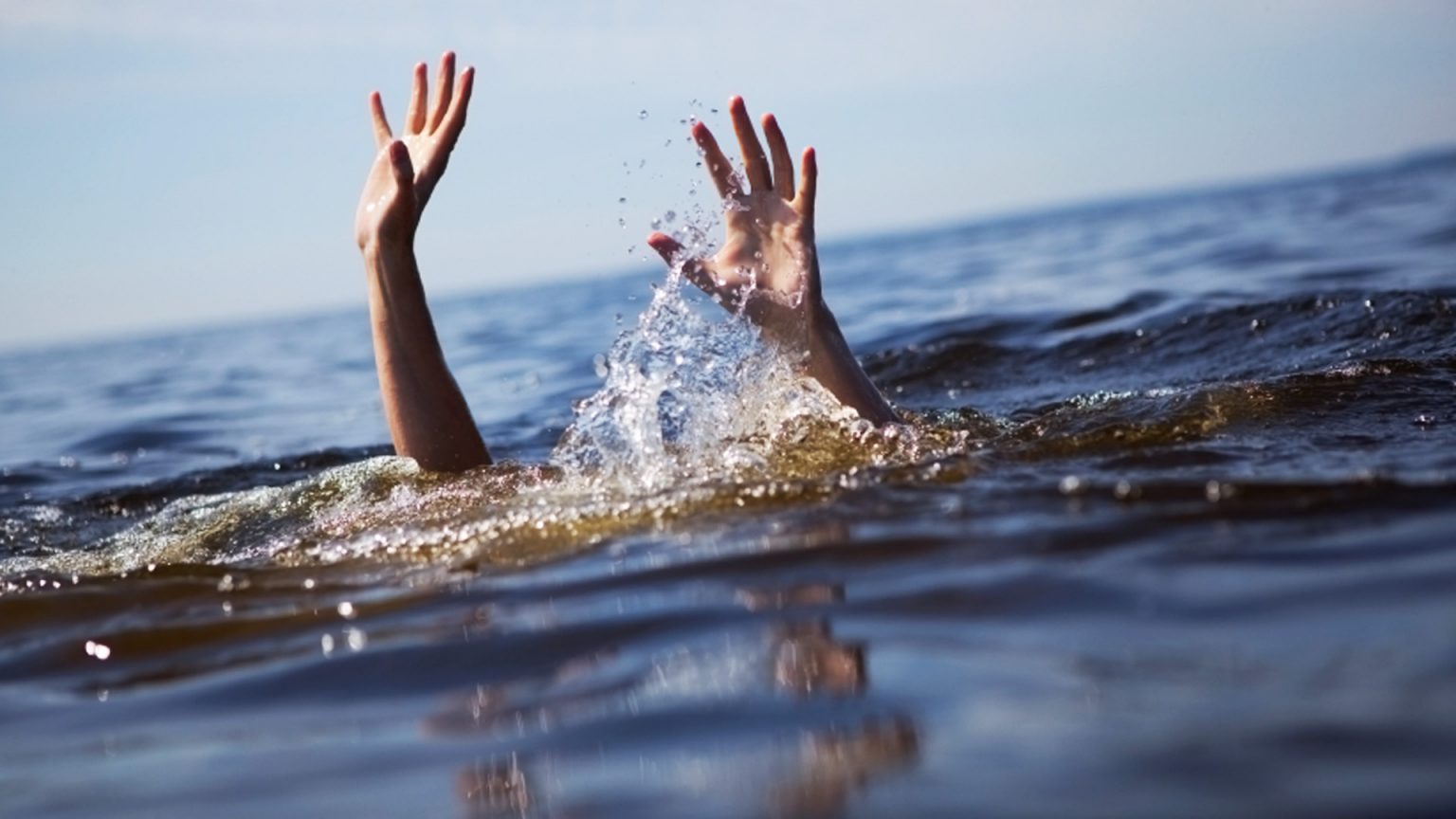 Chlef : Une jeune femme morte noyée sur une plage à Sidi Abderrahmane