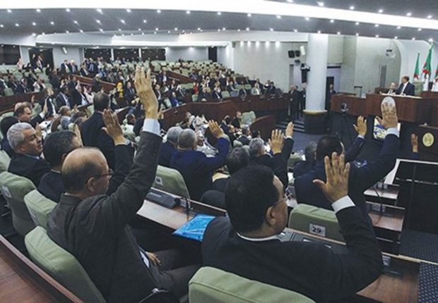 La dissolution de l’APN se précise