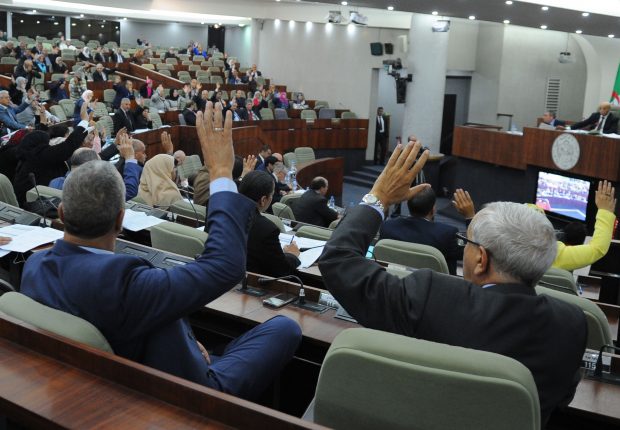 Dissolution de l’APN : Le RND et le FLN s&rsquo;y opposent 