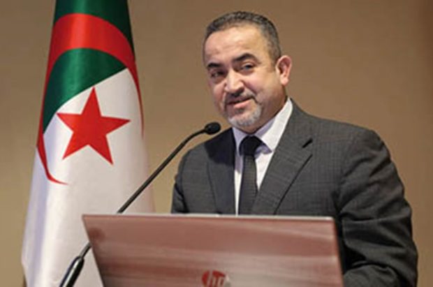 Biens immobiliers et voyages : révélations chocs de 2 épouses d’un ex-ministre