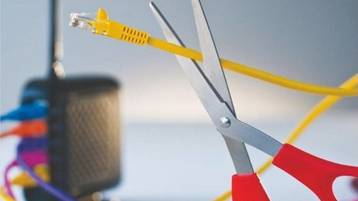 Coupures d’Internet durant le BAC : les pertes estimées « à coups de milliards de dinars »