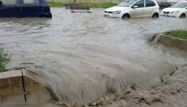 Batna : Deux décès provoqués par des pluies torrentielles