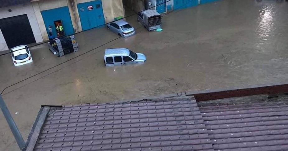 Intempéries à Alger : Plusieurs quartiers inondés (Vidéo)