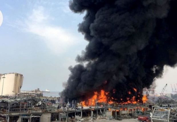 Liban : Un énorme incendie frappe le port de Beyrouth (Vidéo)