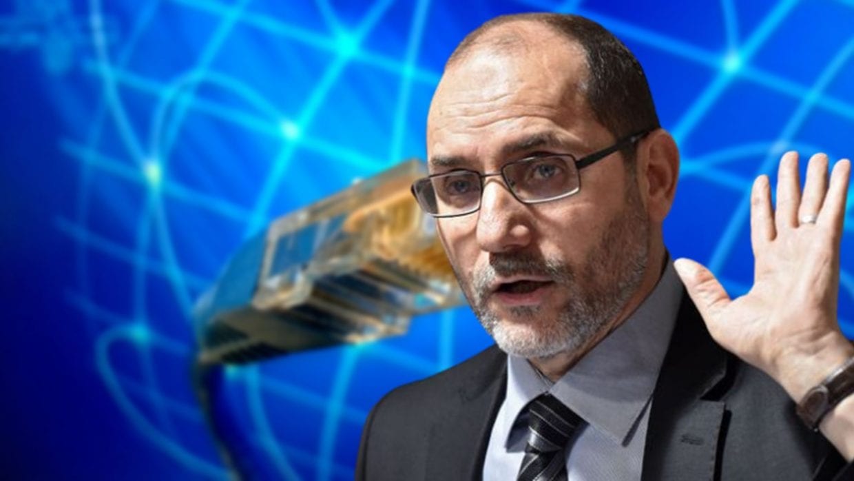 Makri dénonce les coupures d’internet durant le BAC