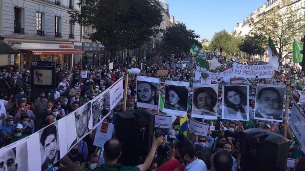 Imposante marche de la diaspora à Paris