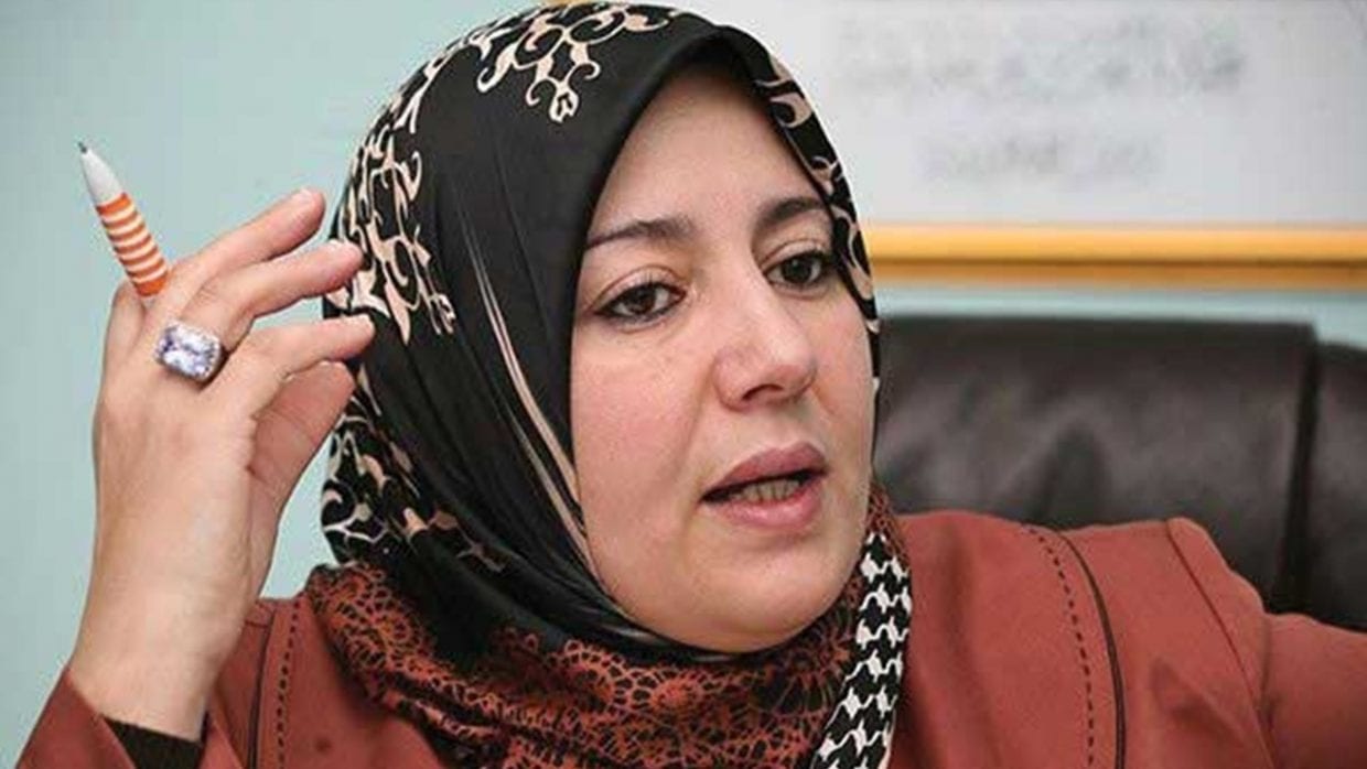 Naïma Salhi dément sa convocation par la gendarmerie