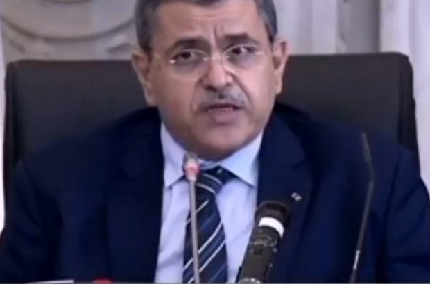 Révision de la Constitution : Djerrad présente le projet devant le Sénat