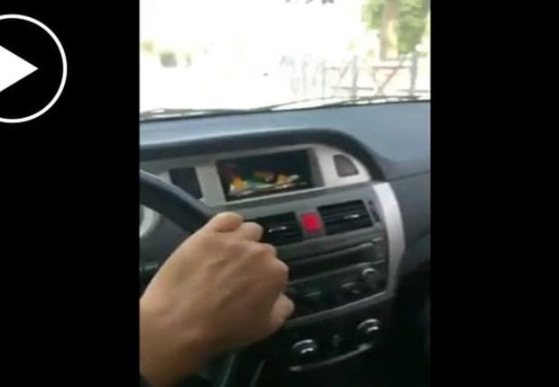 Bordj Bou Arreridj : Toufik Dz arrêté en direct (vidéo)