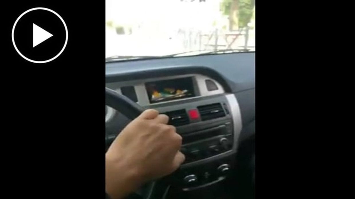 Bordj Bou Arreridj : Toufik Dz arrêté en direct (vidéo)