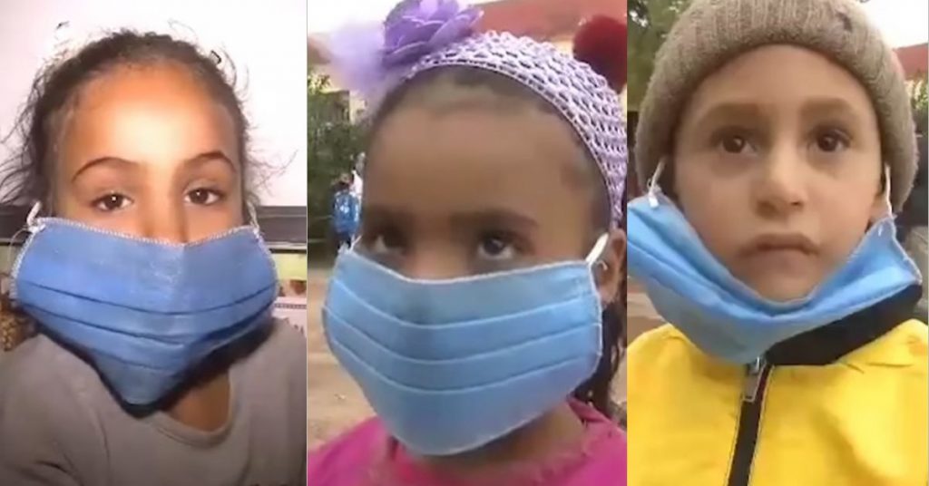 Des élèves réclament des bavettes ajustées à leur âge (Vidéo)