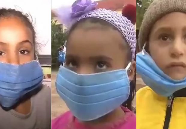 Des élèves réclament des bavettes ajustées à leur âge (Vidéo)