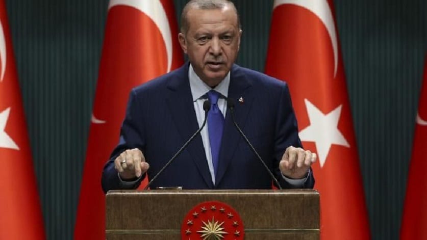 La Turquie en colère après une caricature de Charlie Hebdo sur Erdogan