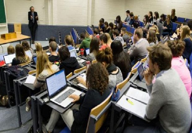 Ambassade des États-Unis en Algérie : Une bourse d&rsquo;études américaine aux nouveaux bacheliers