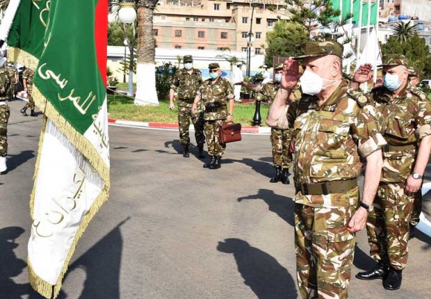 Le Général de Corps d’Armée Saïd Chanegriha en visite à la 2ᵉ Région Militaire à Oran