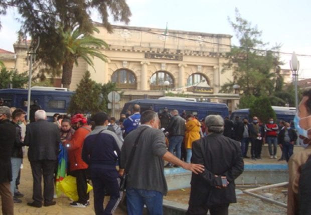 Tizi Ouzou : Lourd requisitoire contre 13 manifestants