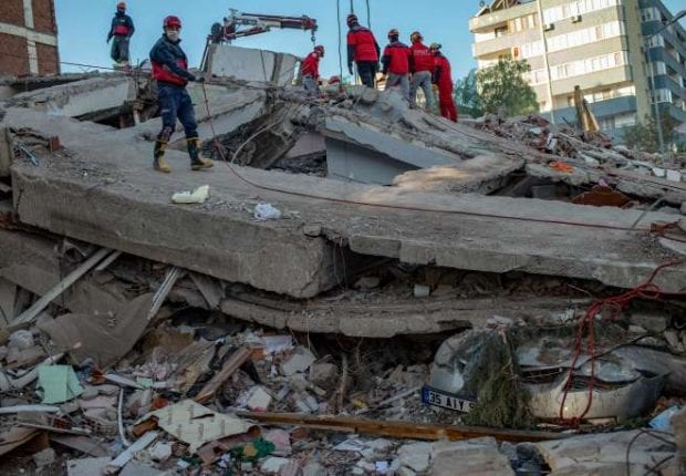 Turquie : Le bilan des victimes du séisme atteint 100 morts