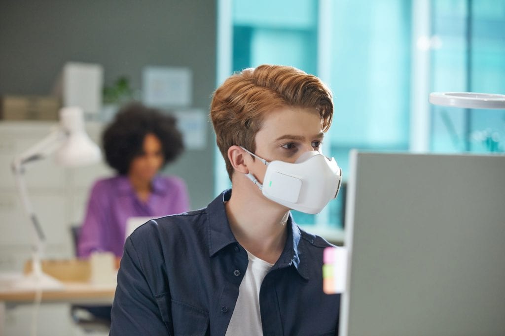 LG annonce le déploiement mondial de son masque purificateur d’air « le Puricare »