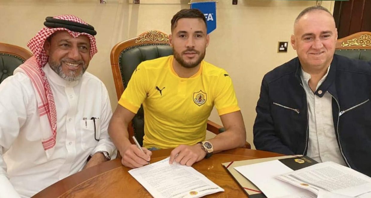 Football : Youcef Belaili signe dans son nouveau club