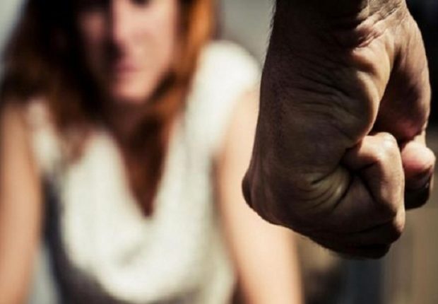 Féminicide en Algérie : Selon une experte, l&rsquo;application de la loi protégeant les femmes n&rsquo;est pas suivi