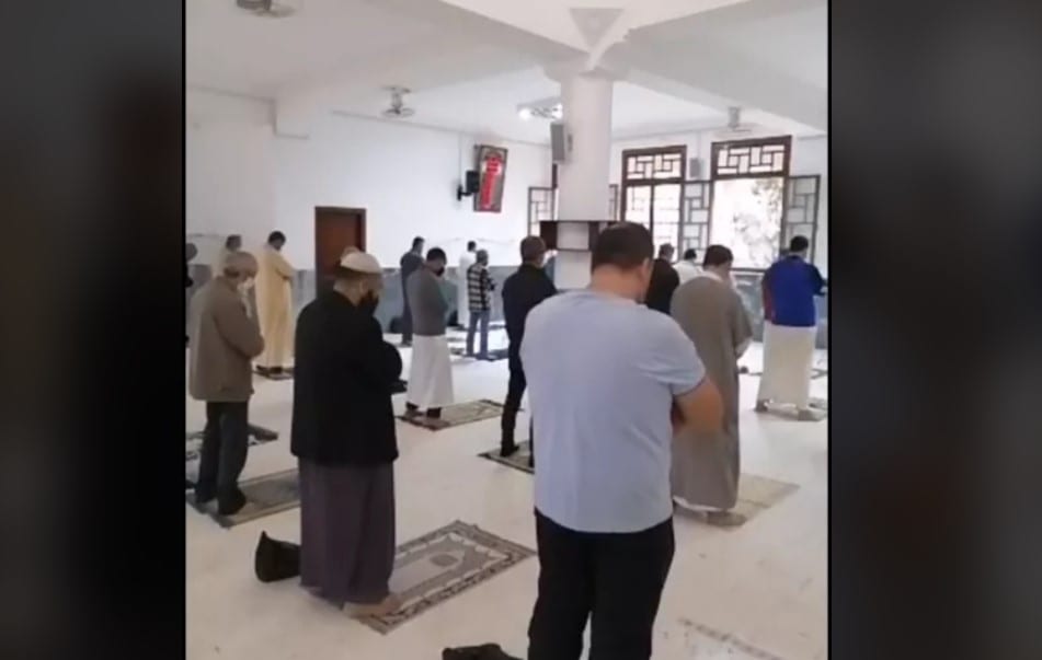 Accomplissement de « Salat Al-Istisqa » à travers toutes les mosquées du pays